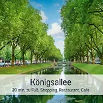 Fewokoko-Privat Apartment Zentral Lorettoviertel Rheinufer Altstadt Messe Landtag Koenigsallee