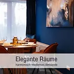 Fewokoko-privat Zentral Lorettoviertel Rheinufer Altstadt Messe Landtag Koenigsallee * Dusseldorf